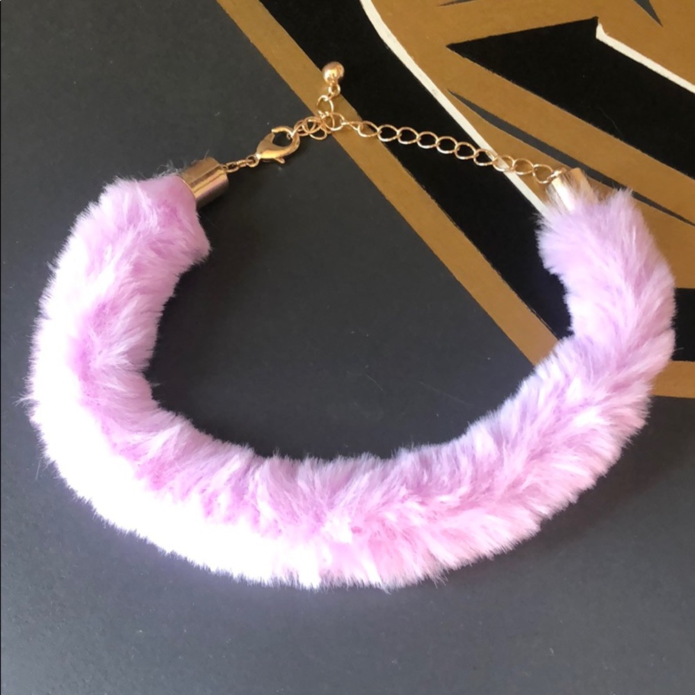 Fuzzy Choker